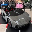 Lamborghini de Brinquedo: Pilotável pela Criança ou pelos Pais, com Controle Remoto, Buzina, USB e Bluetooth e muito mais.