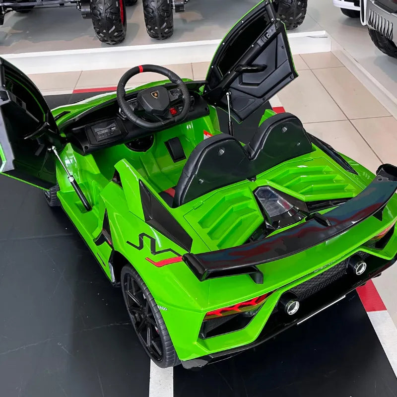 Lamborghini de Brinquedo: Pilotável pela Criança ou pelos Pais, com Controle Remoto, Buzina, USB e Bluetooth e muito mais.