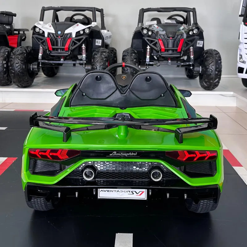 Lamborghini de Brinquedo: Pilotável pela Criança ou pelos Pais, com Controle Remoto, Buzina, USB e Bluetooth e muito mais.